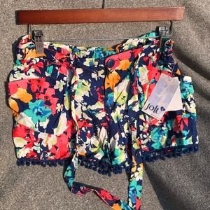 Jolt NWT floral shorts w Pom poms
